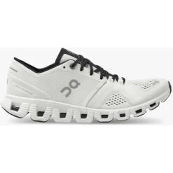 On Running Women's Cloud X 11 On Running Women's Cloud X -Sports Shoe Store cloud x 2 fw20 white black w g1